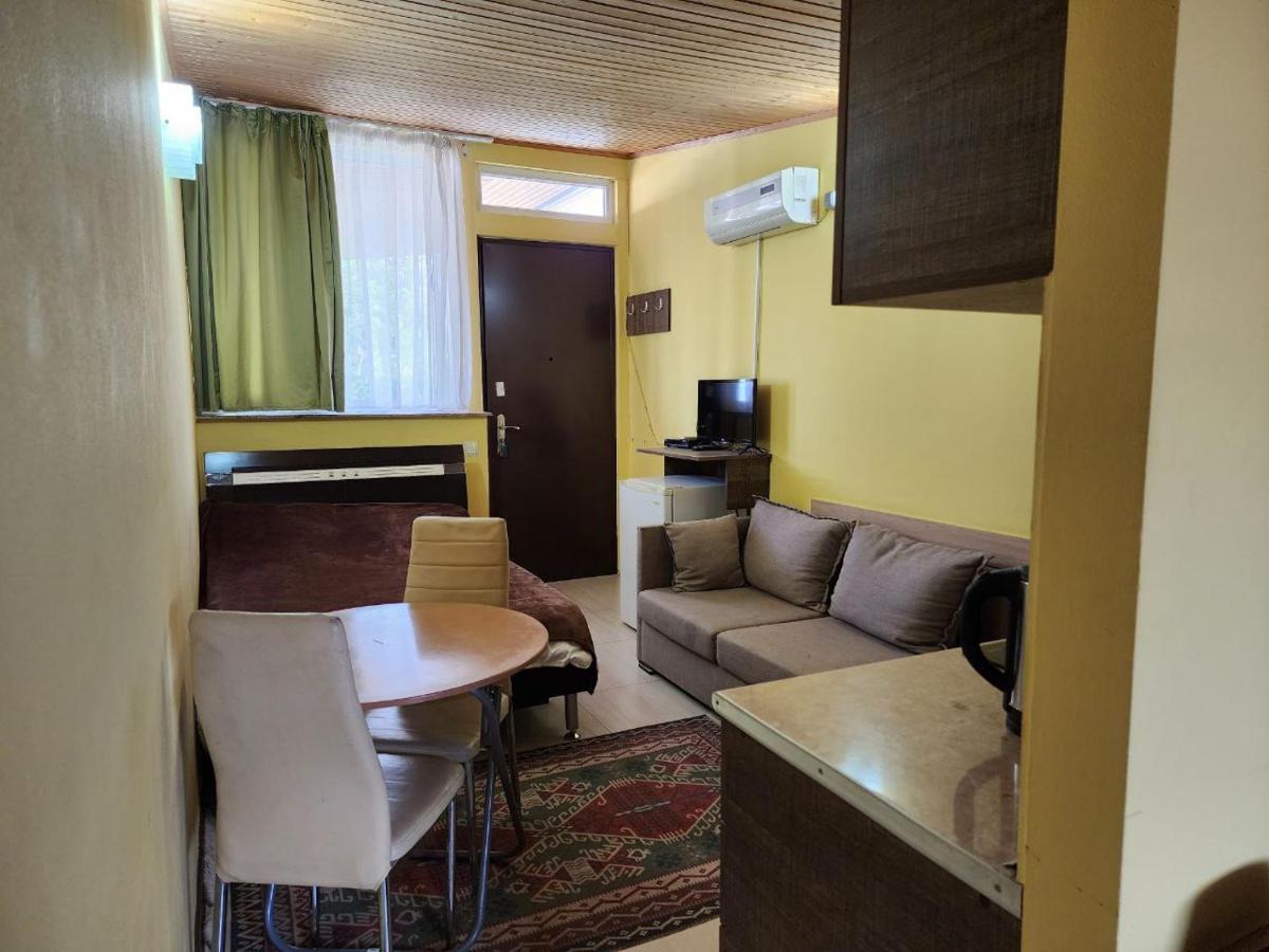 Apart-Hotel Gala In The Center Of Tbilisi Eksteriør bilde
